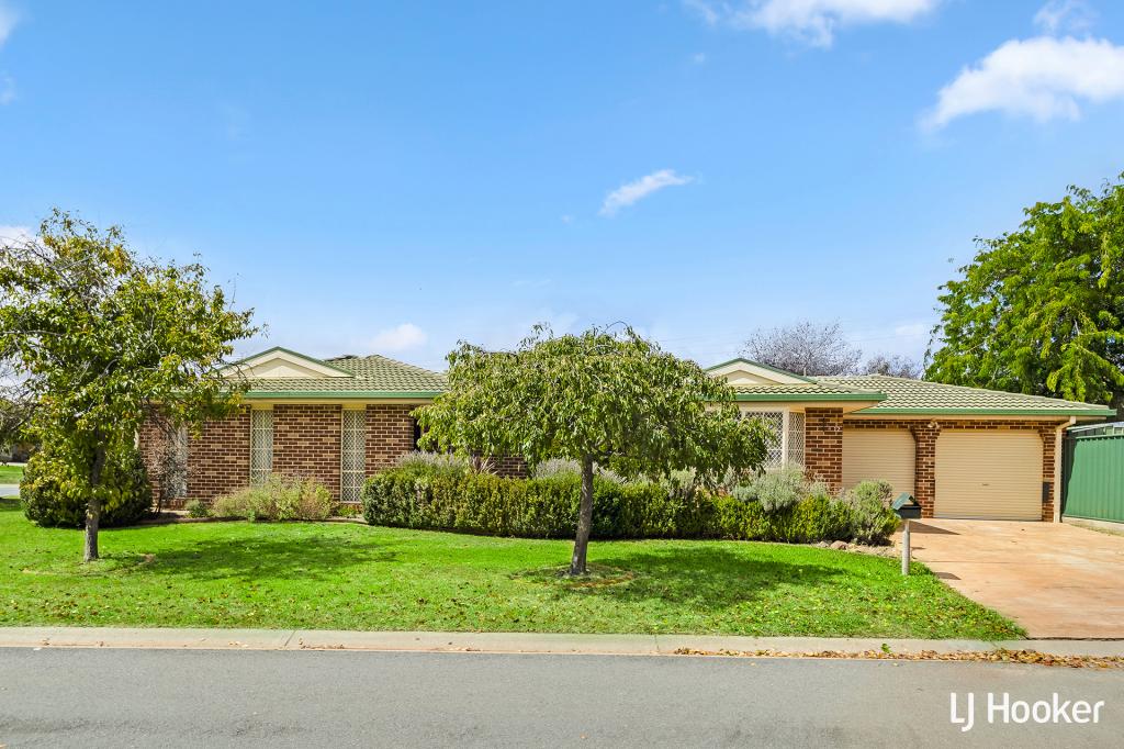 12 Jonsson Ct, Dunlop, ACT 2615