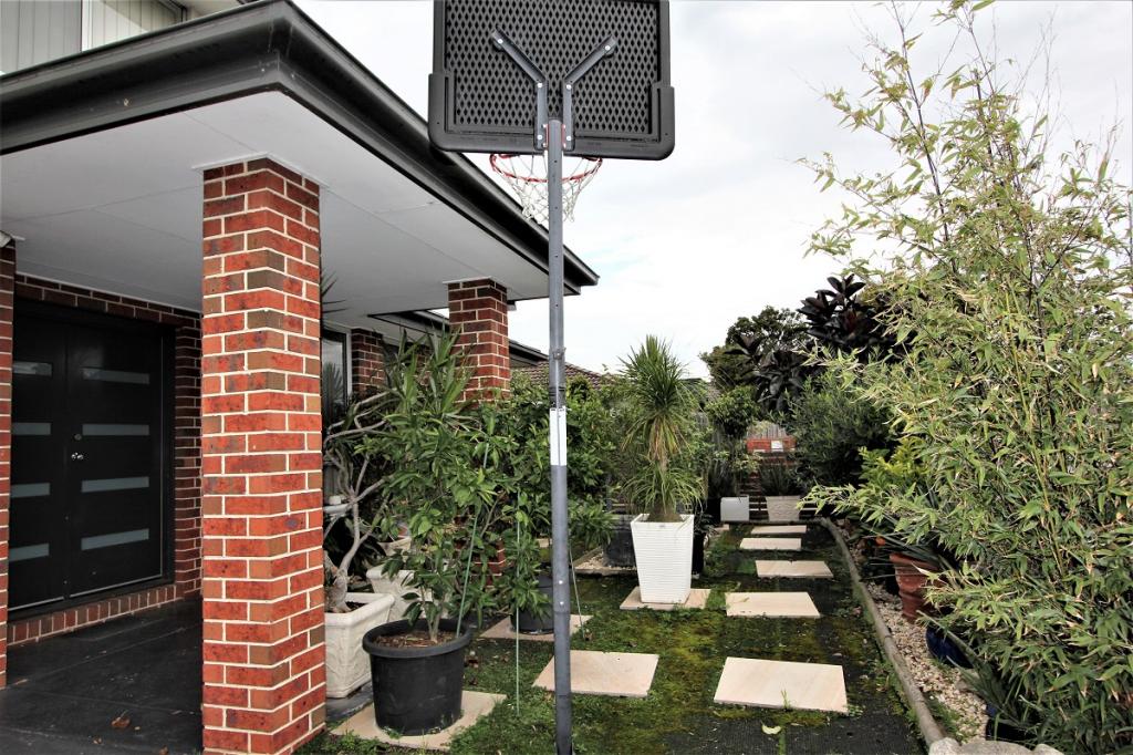 1/1 Rutherglen St, Noble Park, VIC 3174
