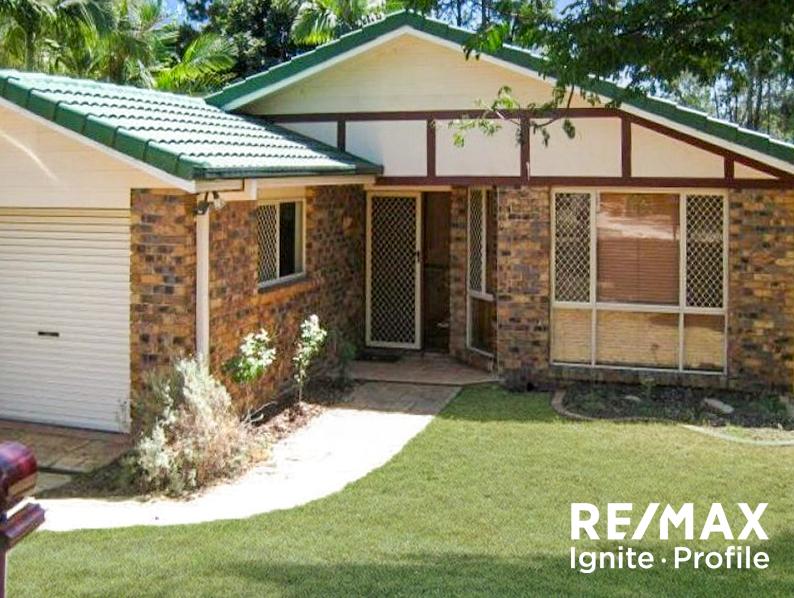 10 Radiata Pl, Forest Lake, QLD 4078