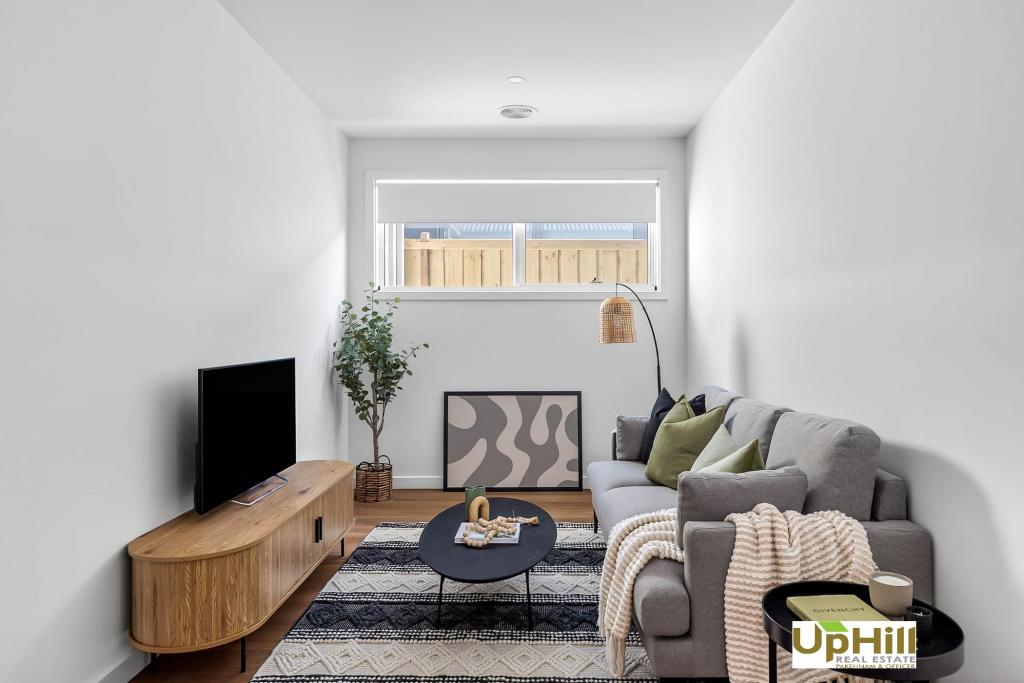 9 SALTCOATS RD, CLYDE NORTH, VIC 3978