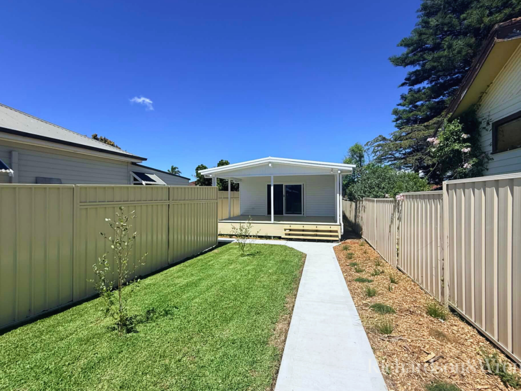 8a Gross Ave, Umina Beach, NSW 2257