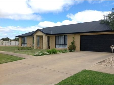 16 Glencoe Bvd, Moama, NSW 2731