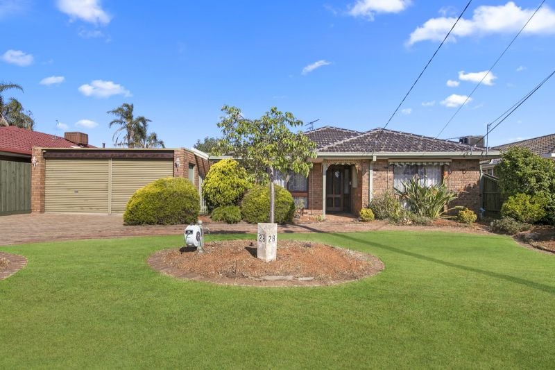 28 DEVLIN DR, HOPPERS CROSSING, VIC 3029