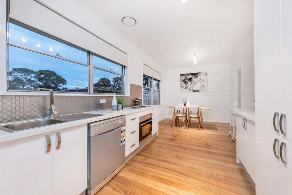 17 Windoo St, Frankston North, VIC 3200