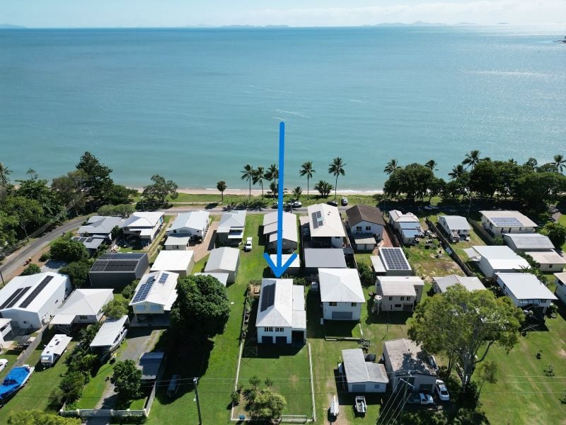 7 Evans Ave, Seaforth, QLD 4741