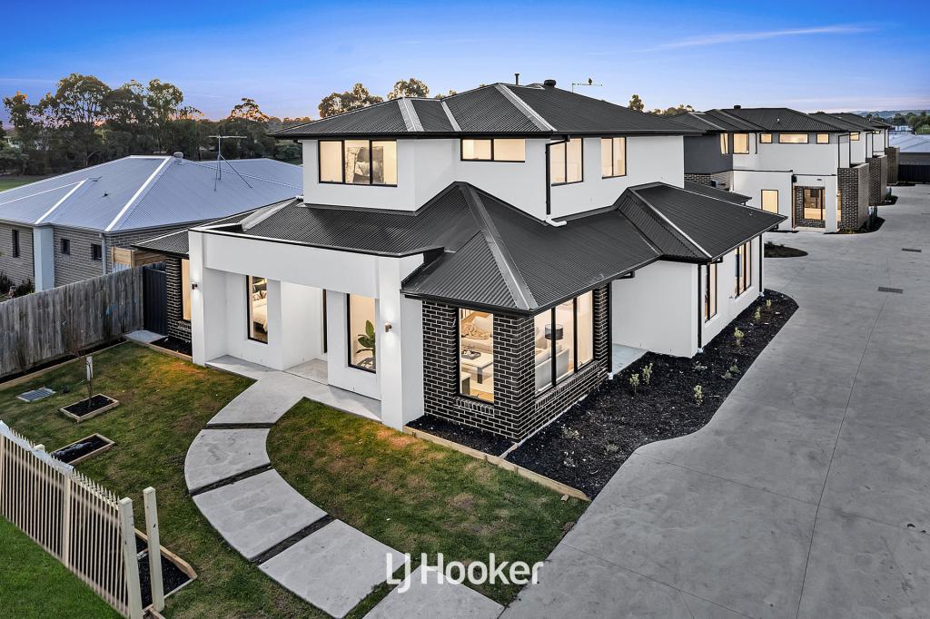 1/132 Golf Links Rd, Berwick, VIC 3806