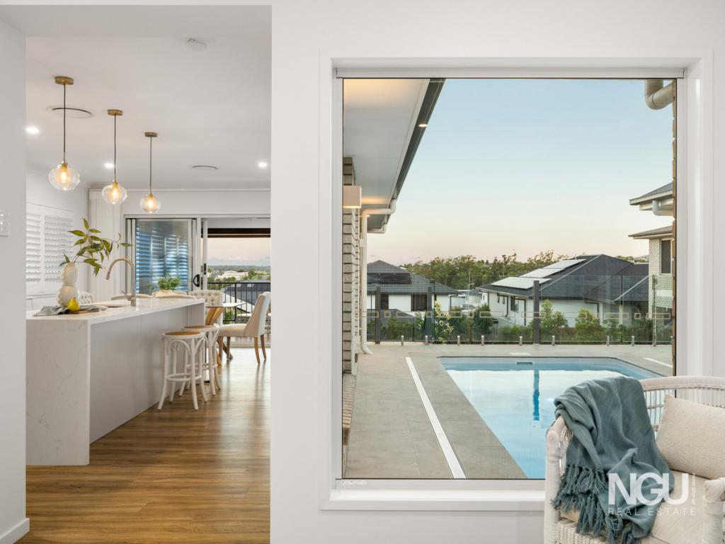 45 Bemina Cres, Spring Mountain, QLD 4300