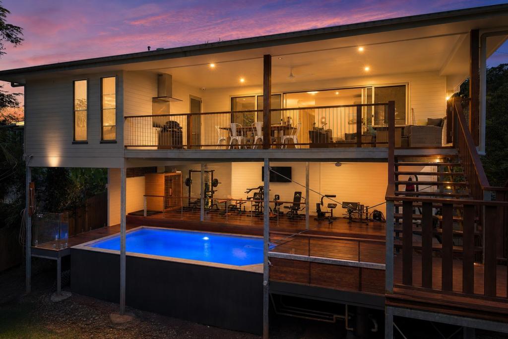 7 Bellevue Cres, Edge Hill, QLD 4870