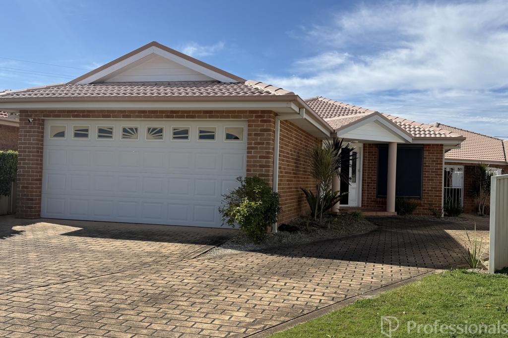1/24 Robur Ct, Tuncurry, NSW 2428