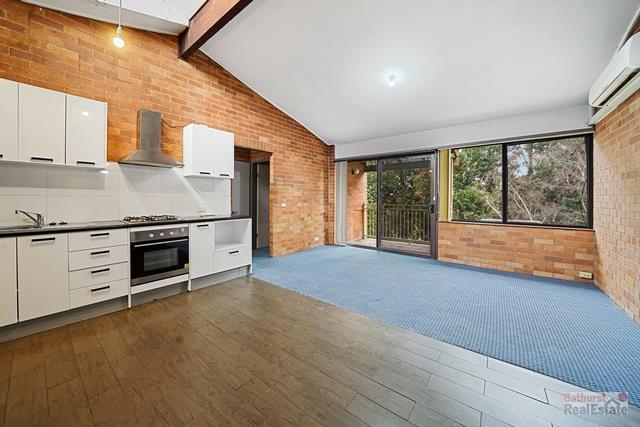 9/110 George St, Bathurst, NSW 2795