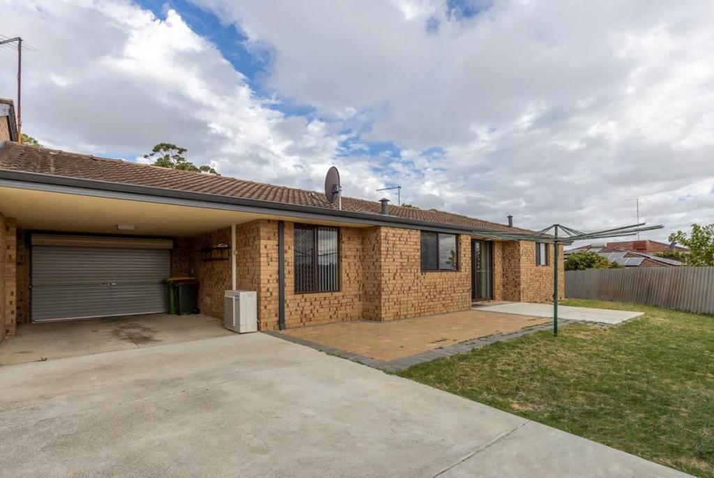 9a Ibsen Ct, Spearwood, WA 6163