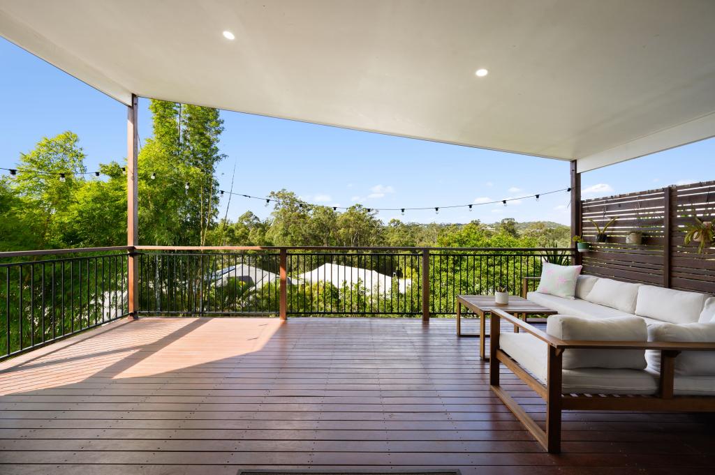 15 Harriet Lane, Oxenford, QLD 4210