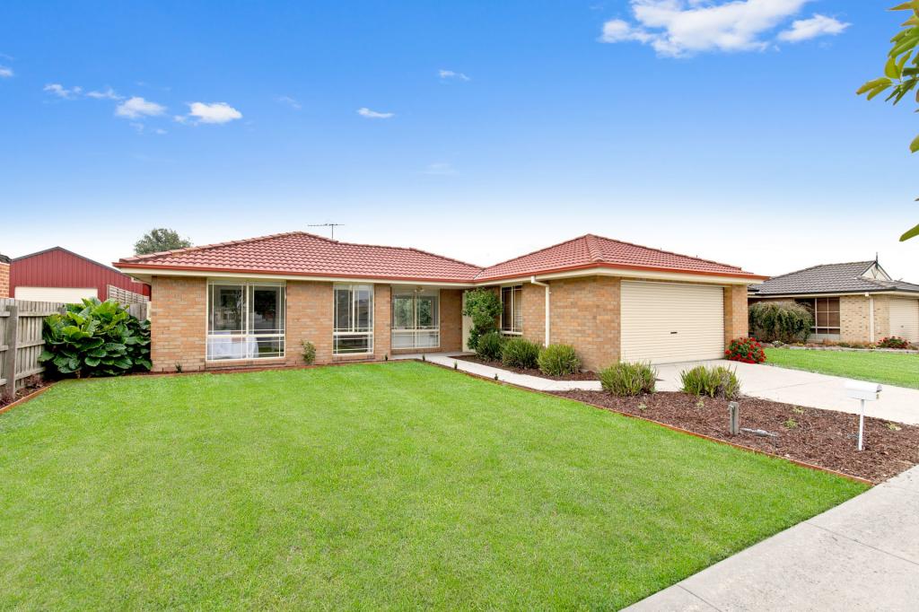 33 Bailey Bvd, Koo Wee Rup, VIC 3981