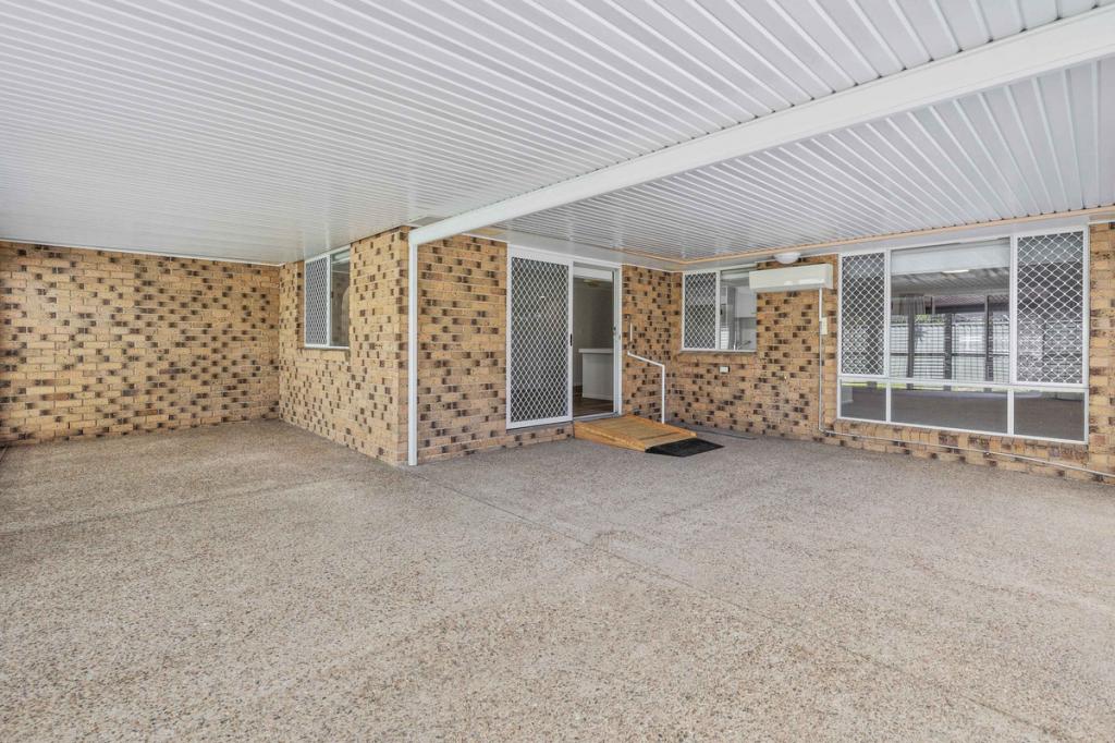 8 Damson Pl, Elanora, QLD 4221