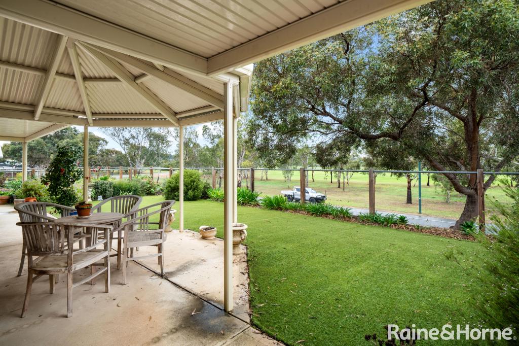 8 Wetlands Cl, Murray Bridge, SA 5253