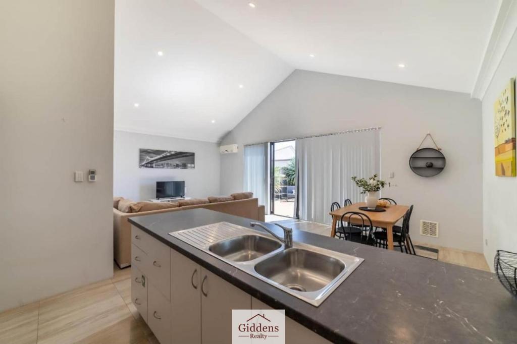 16 Flecker Prom, Aveley, WA 6069