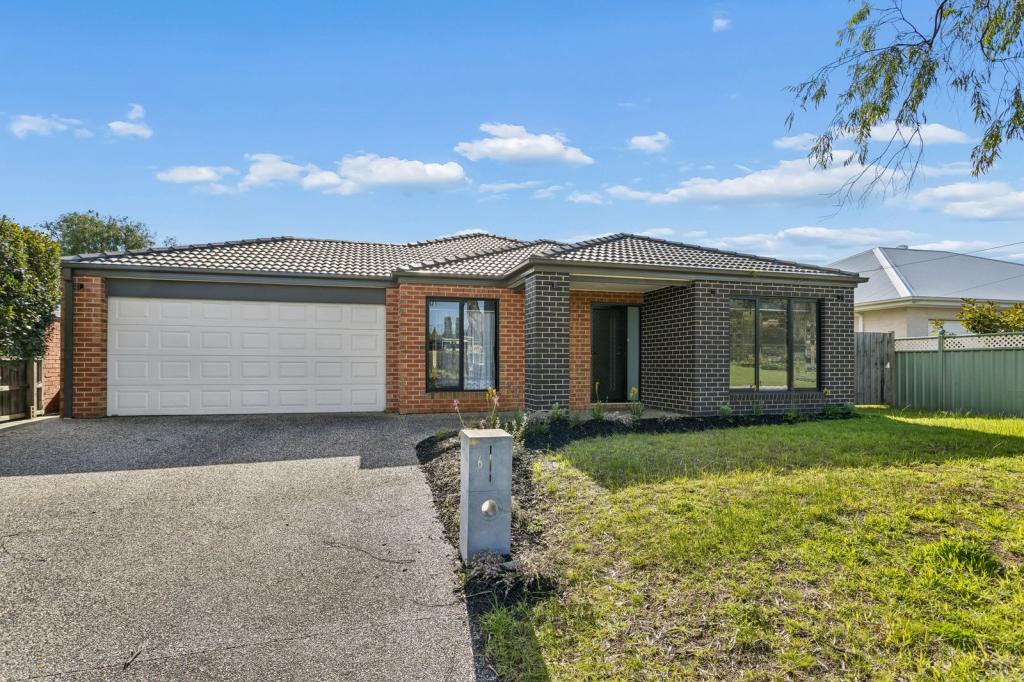 6 Dunsmuir Dr, Rosebud, VIC 3939