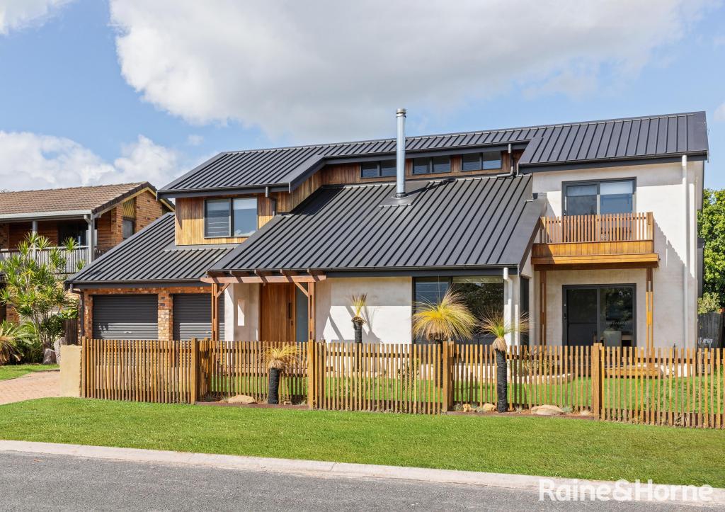 15 MARINERS WAY, YAMBA, NSW 2464