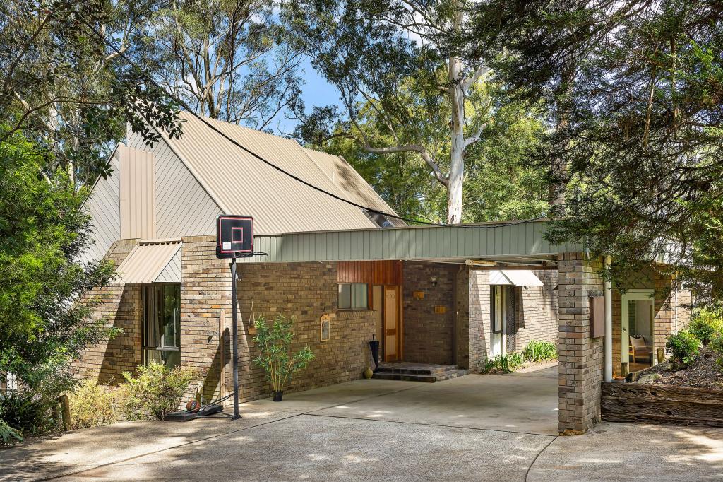 61a Manor Rd, Hornsby, NSW 2077