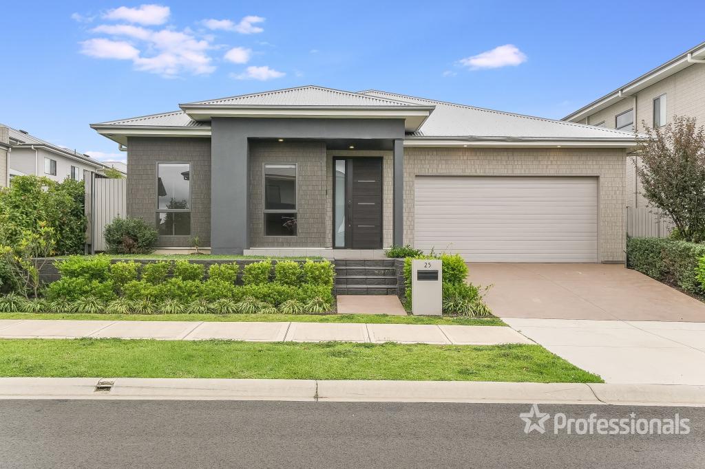 25 RYMILL CRES, GLEDSWOOD HILLS, NSW 2557