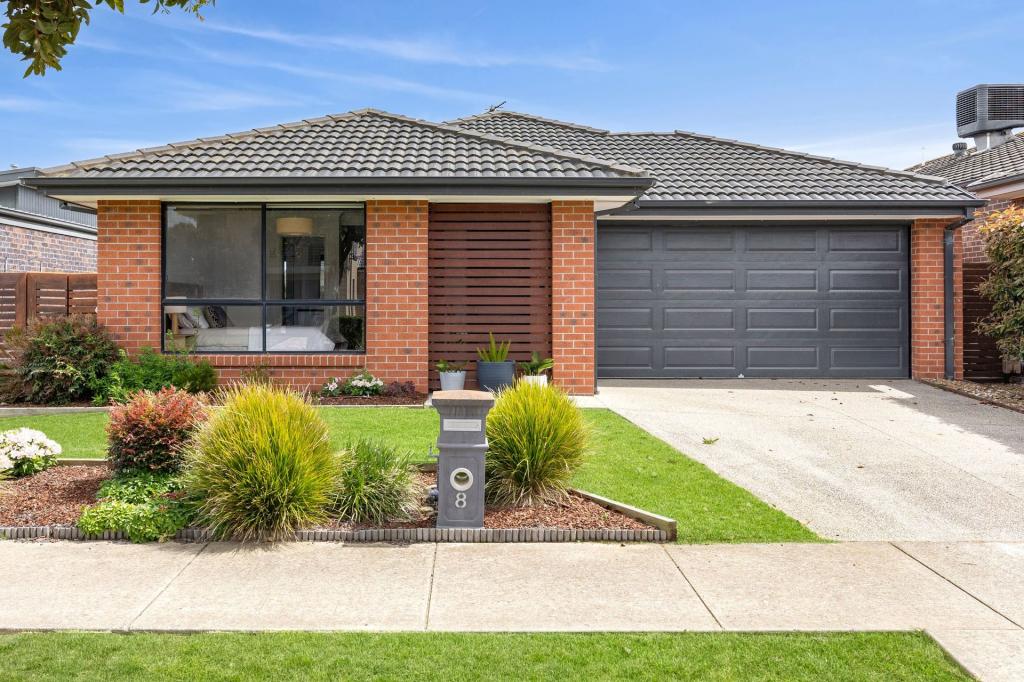 8 Creekward Dr, Armstrong Creek, VIC 3217