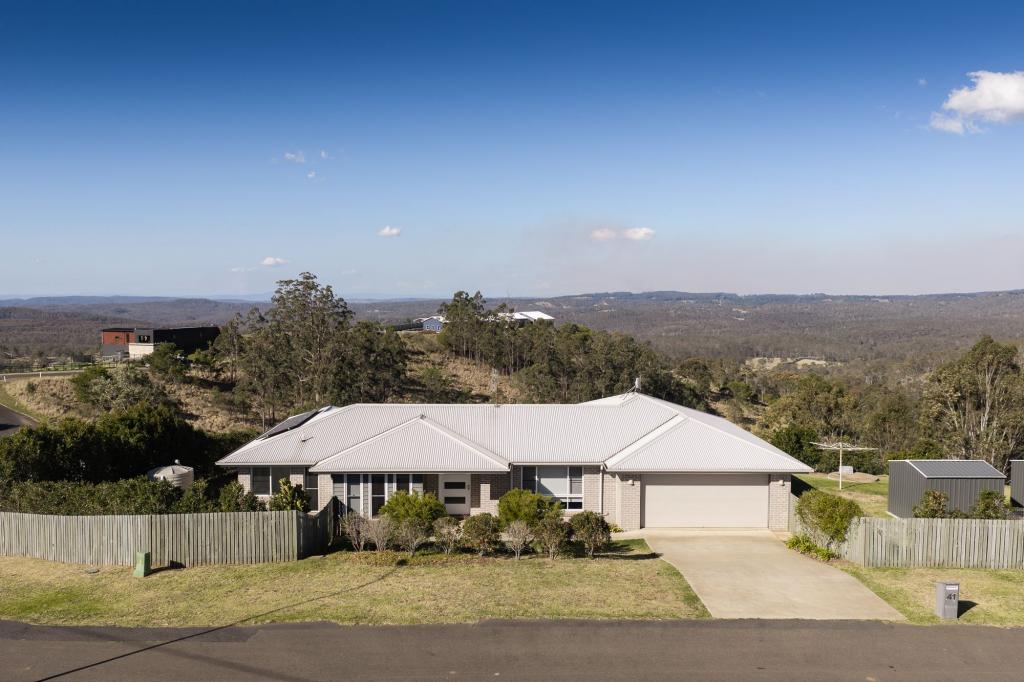 41 CHARLOTTE RD, HAMPTON, QLD 4352