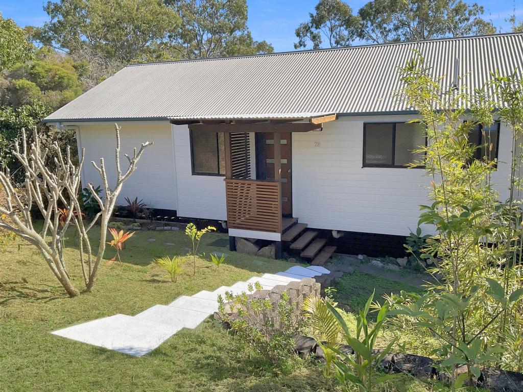 28 Sunlover Ave, Agnes Water, QLD 4677