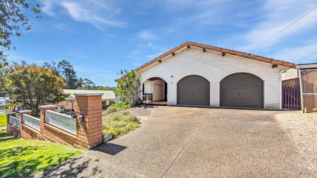4 John Reilly St, Dalmeny, NSW 2546