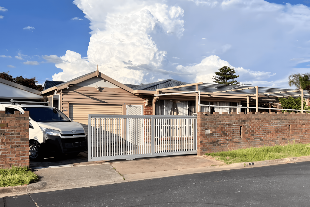 2 Bramble Ct, Pooraka, SA 5095