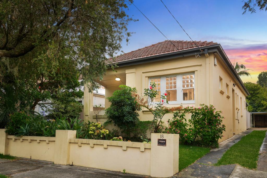 18 Lloyd St, Bexley, NSW 2207