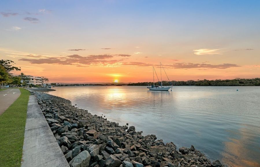 2/32 Killowill Ave, Paradise Point, QLD 4216