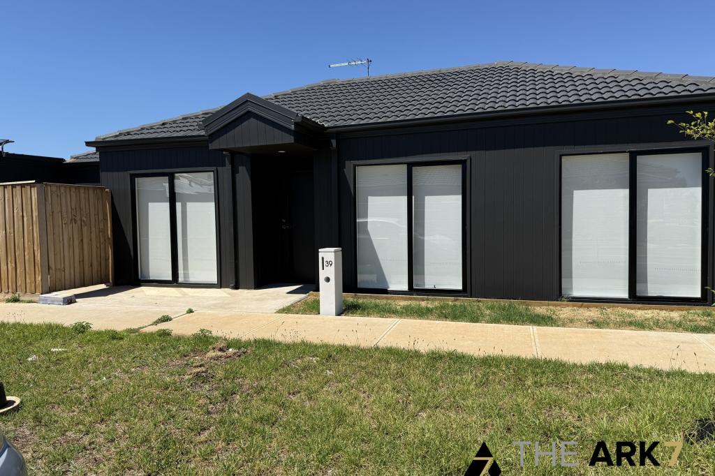 39 Scorpio Rd, Weir Views, VIC 3338