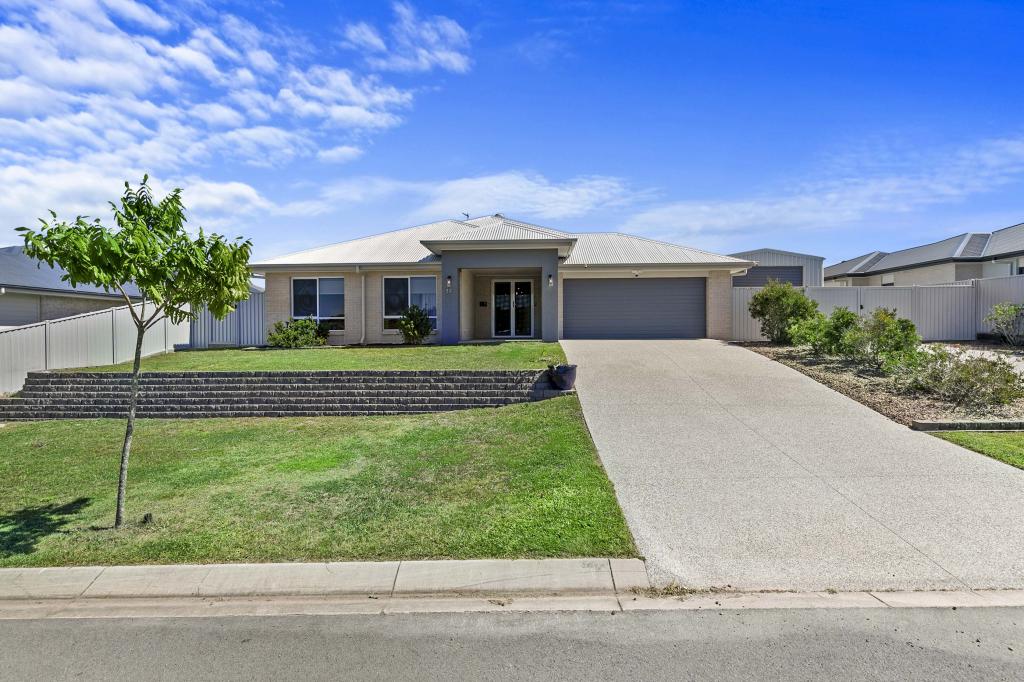 32 Blackpepper Ave, Nikenbah, QLD 4655