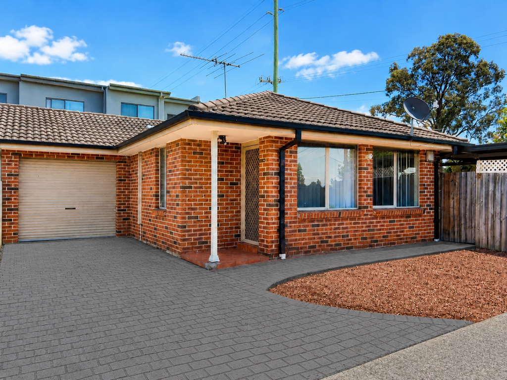 1a/102 Glossop St, St Marys, NSW 2760