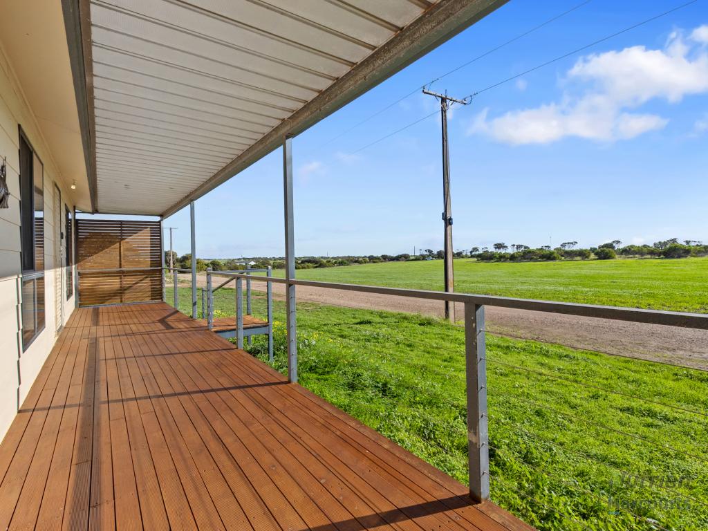 5 FIRST ST, PORT MOOROWIE, SA 5576