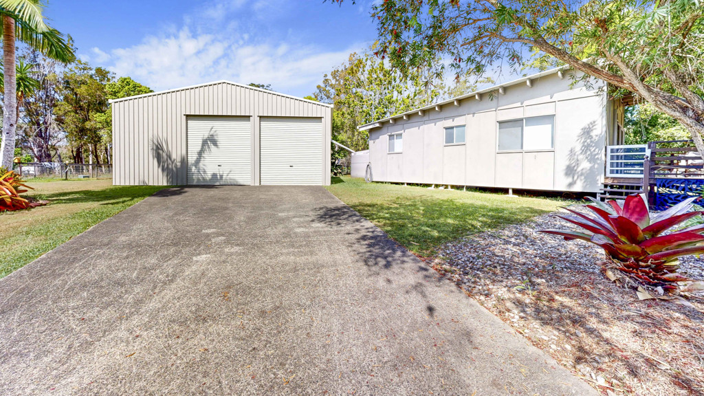 6a Woodhaven Way, Cooroibah, QLD 4565
