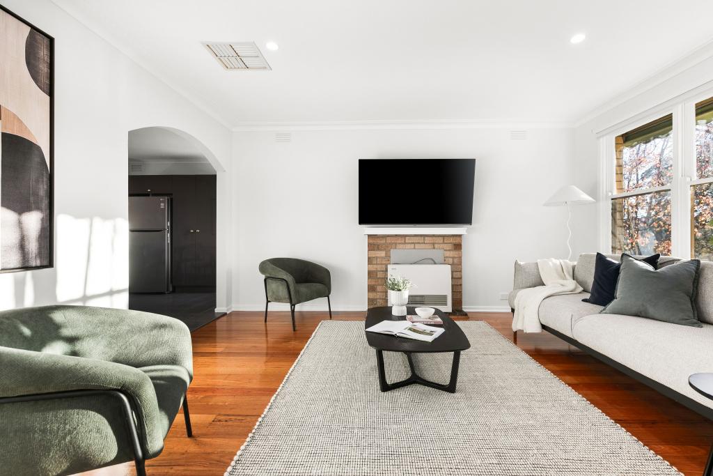 82 Valley Cres, Glenroy, VIC 3046