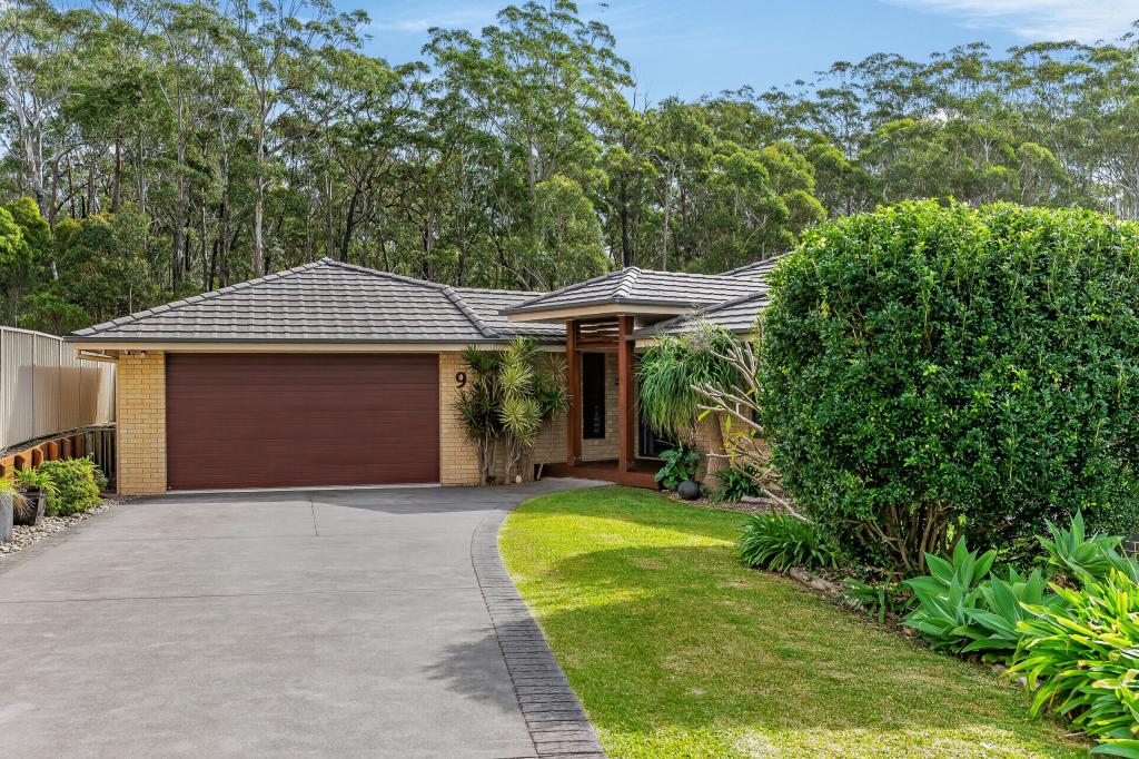 9 Kadungle Cl, Wallabi Point, NSW 2430