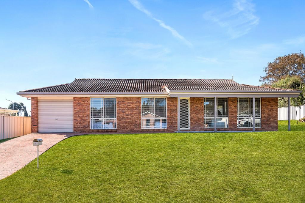 14 Simon Pl, Moss Vale, NSW 2577