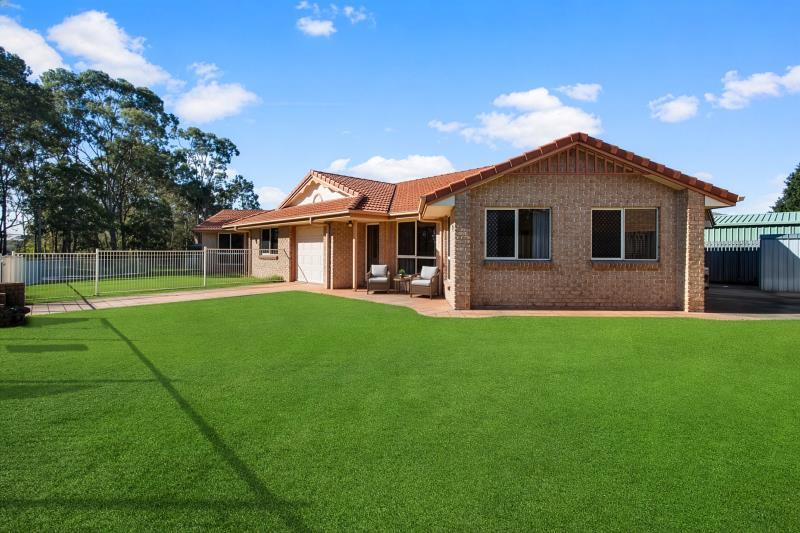 26 Woodland St, Rothwell, QLD 4022