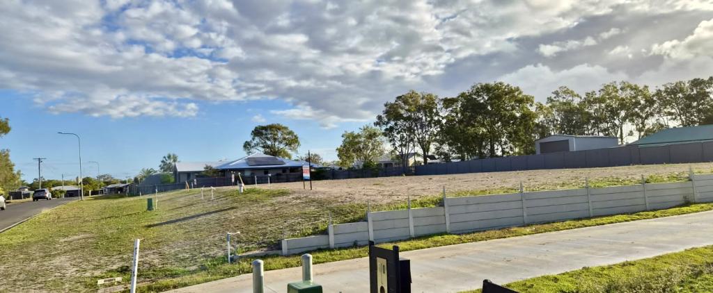 10 (Lot 2) Senor Ave, Urangan, QLD 4655