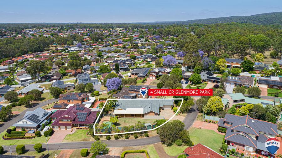 4 SMALL CRES, GLENMORE PARK, NSW 2745