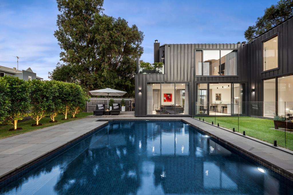 98b Carr St, Barwon Heads, VIC 3227