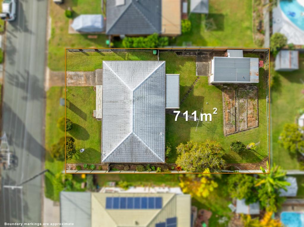 19 MALLING ST, BIRKDALE, QLD 4159
