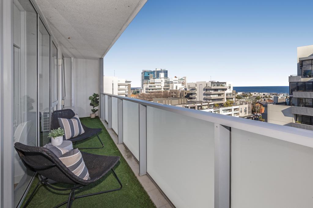 813/101 Bay St, Port Melbourne, VIC 3207