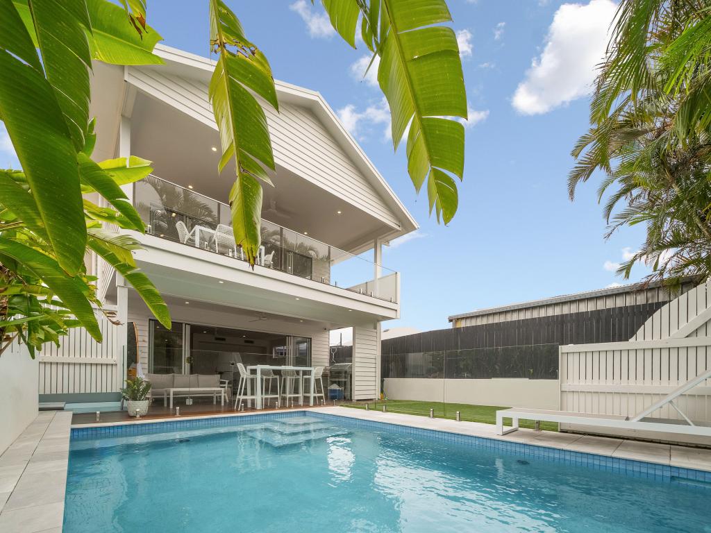 36 HALE ST, MARGATE, QLD 4019