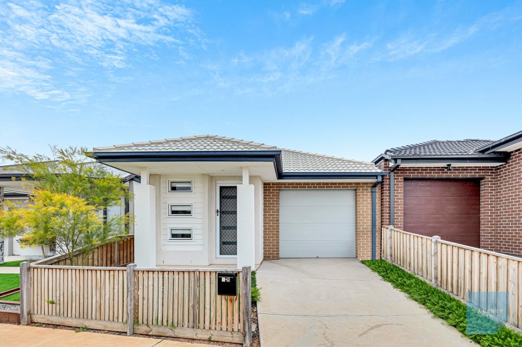 18 Viola Dr, Rockbank, VIC 3335