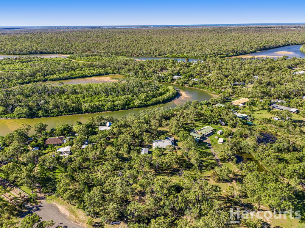 11 Island Cl, Pacific Haven, QLD 4659