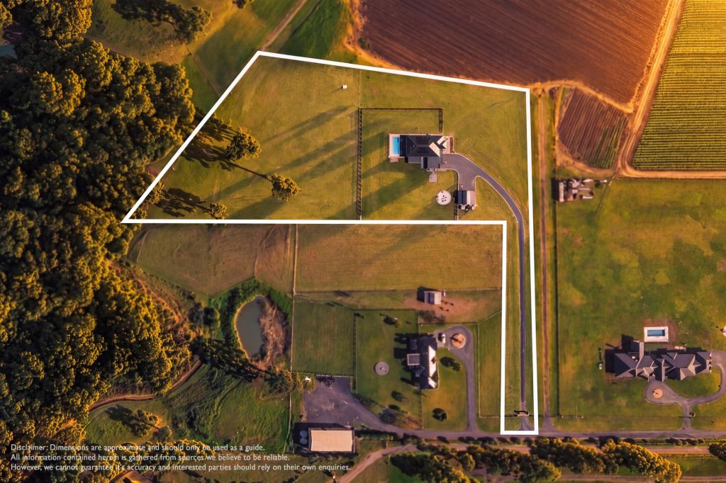 90 Thurns Rd, Razorback, NSW 2571