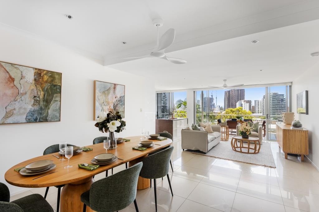 4/21 EWART ST, BURLEIGH HEADS, QLD 4220